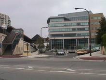Picture of CTA Davis Rail Station