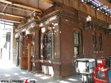 Picture of CTA's Armitage rail station