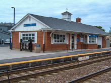 Picture of Metra's Cary Station