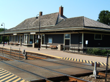 Picture of Metra's Deerfield Station
