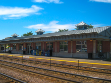 Picture of Metra's Elmhurst Station