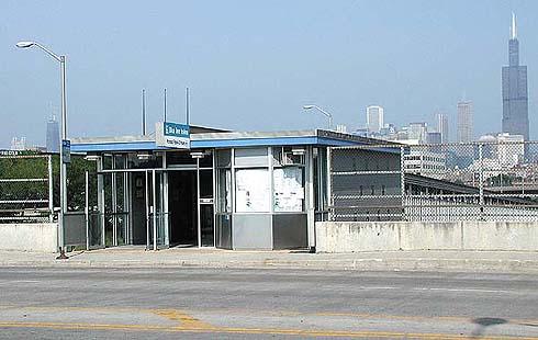 Picture of CTA Illinois Medical District Rail Station