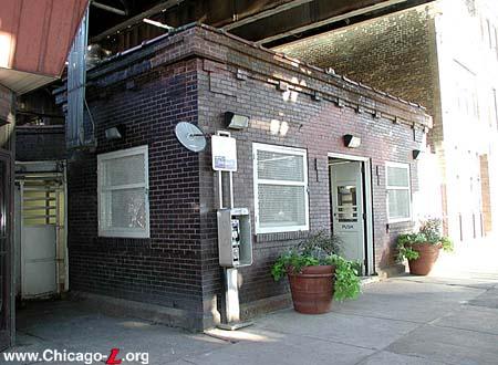 Picture of CTA Paulina Rail Station