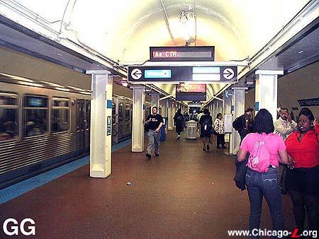 Picture of CTA Washington Dearborn Rail Station