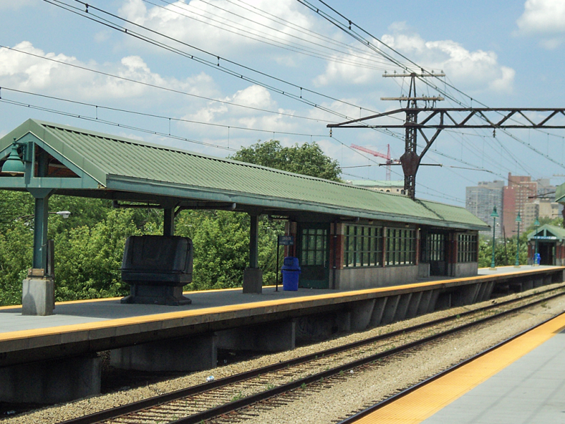 Picture of Metra's 55th 56th 57th Street Station