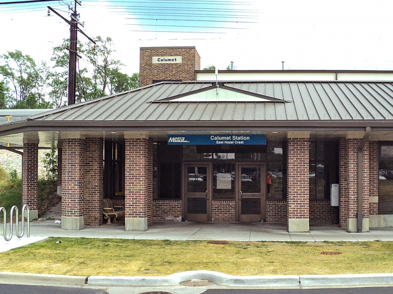 Picture of Metra's Calumet station.