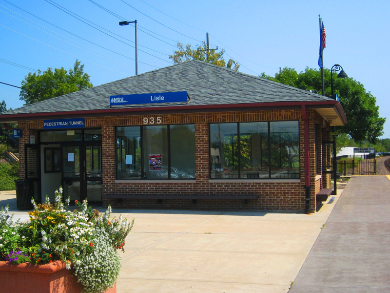 Picture of Metra's Lisle Station