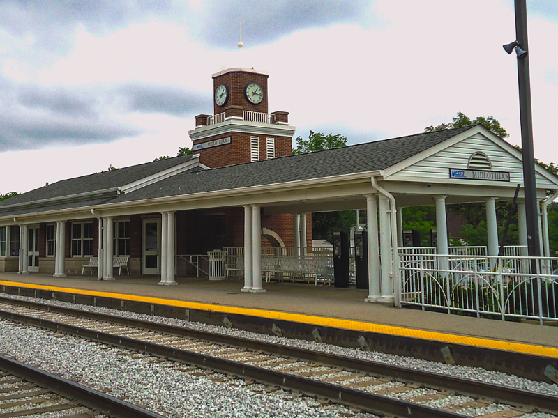 Picture of Metra's Midlothian Station